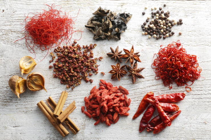 飲食店ではどのように使えばいいの?中華調味料の種類を徹底解説!