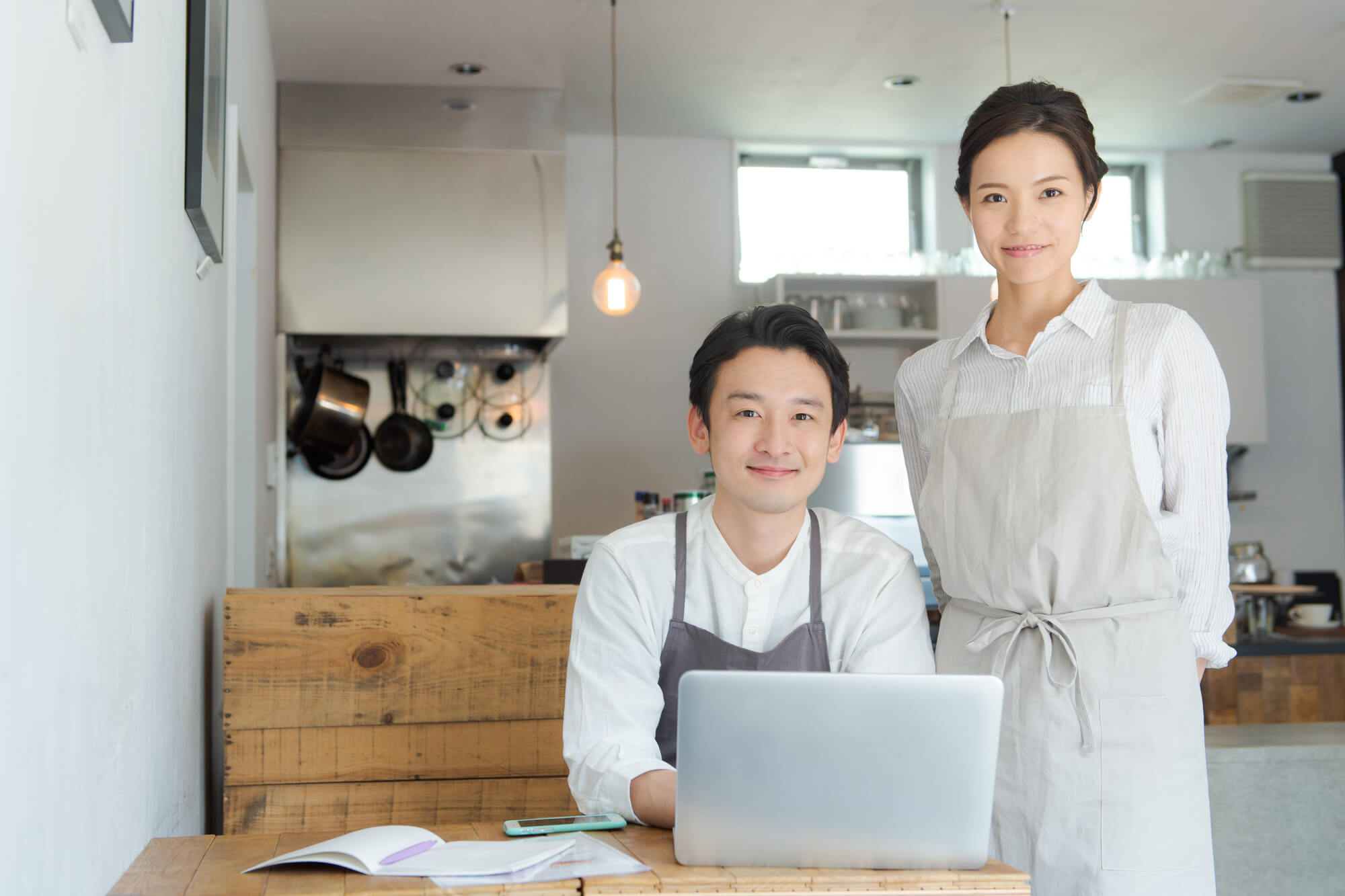 食中毒が起きた？！飲食店をピンチから救ってくれる保険はこれ！
