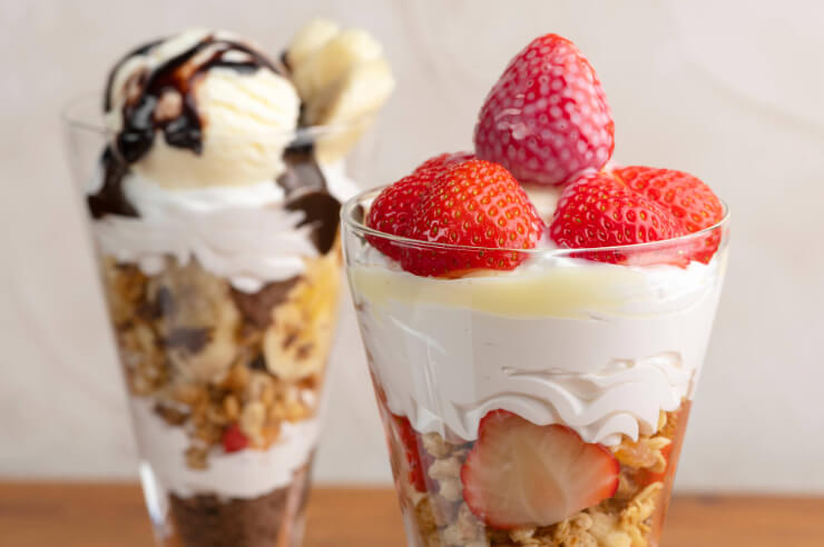 魅力的なパフェを演出するパフェグラスの選び方